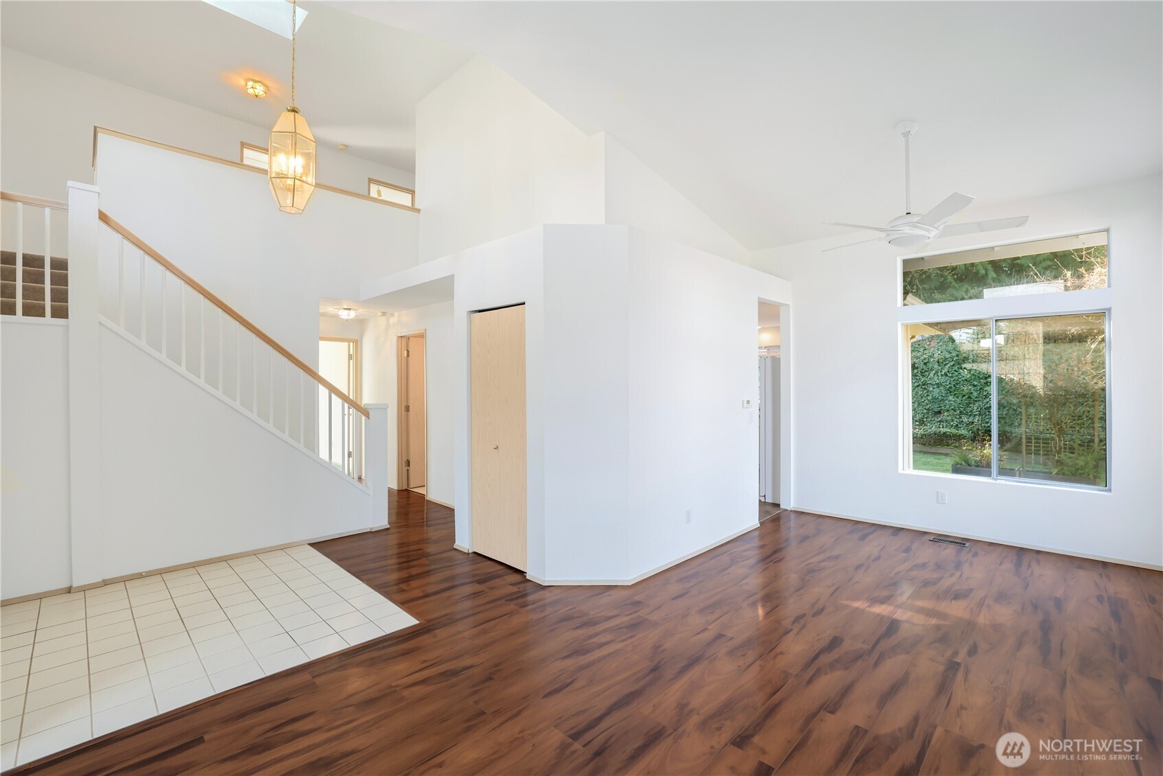 3814 Crystal Ridge Drive SE, Puyallup, WA 98372