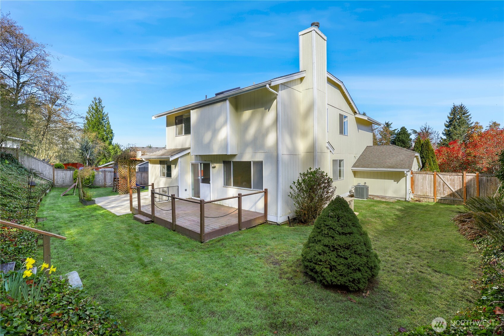 3814 Crystal Ridge Drive SE, Puyallup, WA 98372