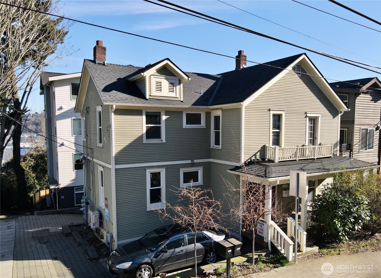 1522 Taylor Avenue N, Seattle, WA 98109