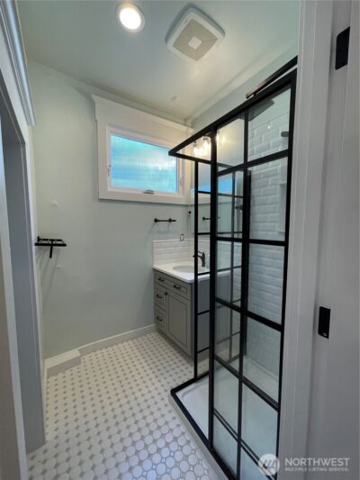 1522 Taylor Avenue N, Seattle, WA 98109 - Photo 24