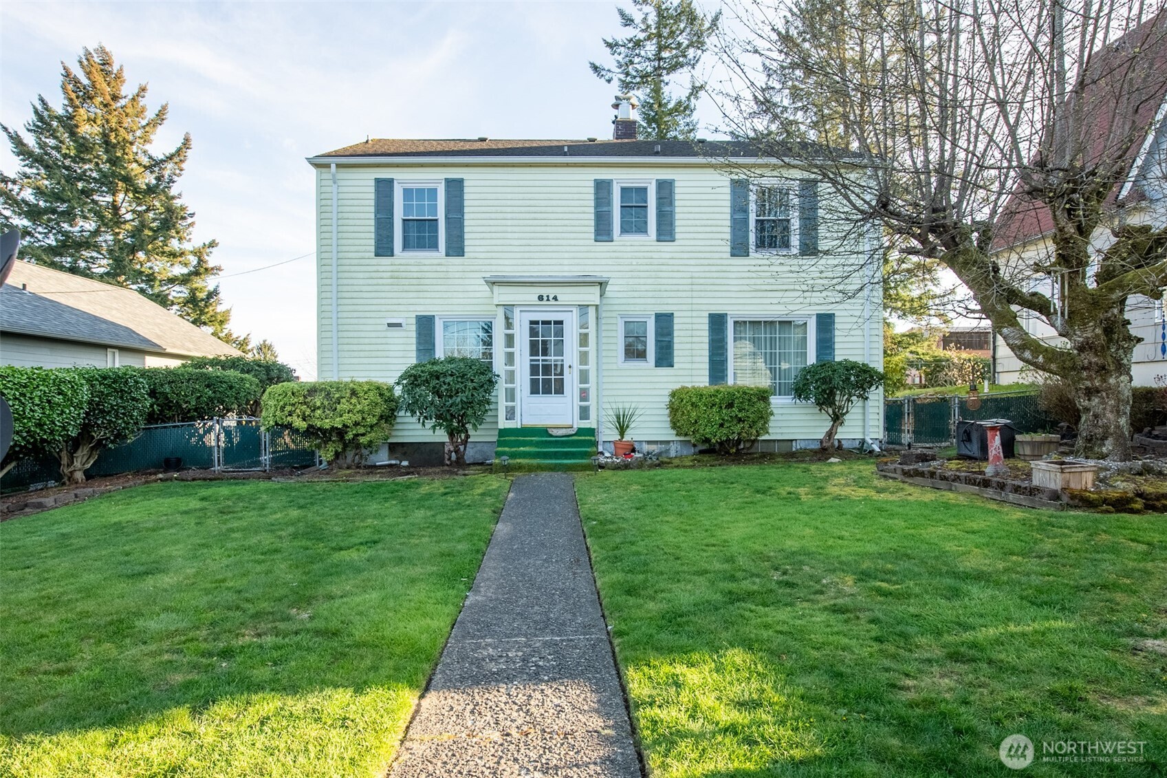 614 1st Avenue , Aberdeen, WA 98520