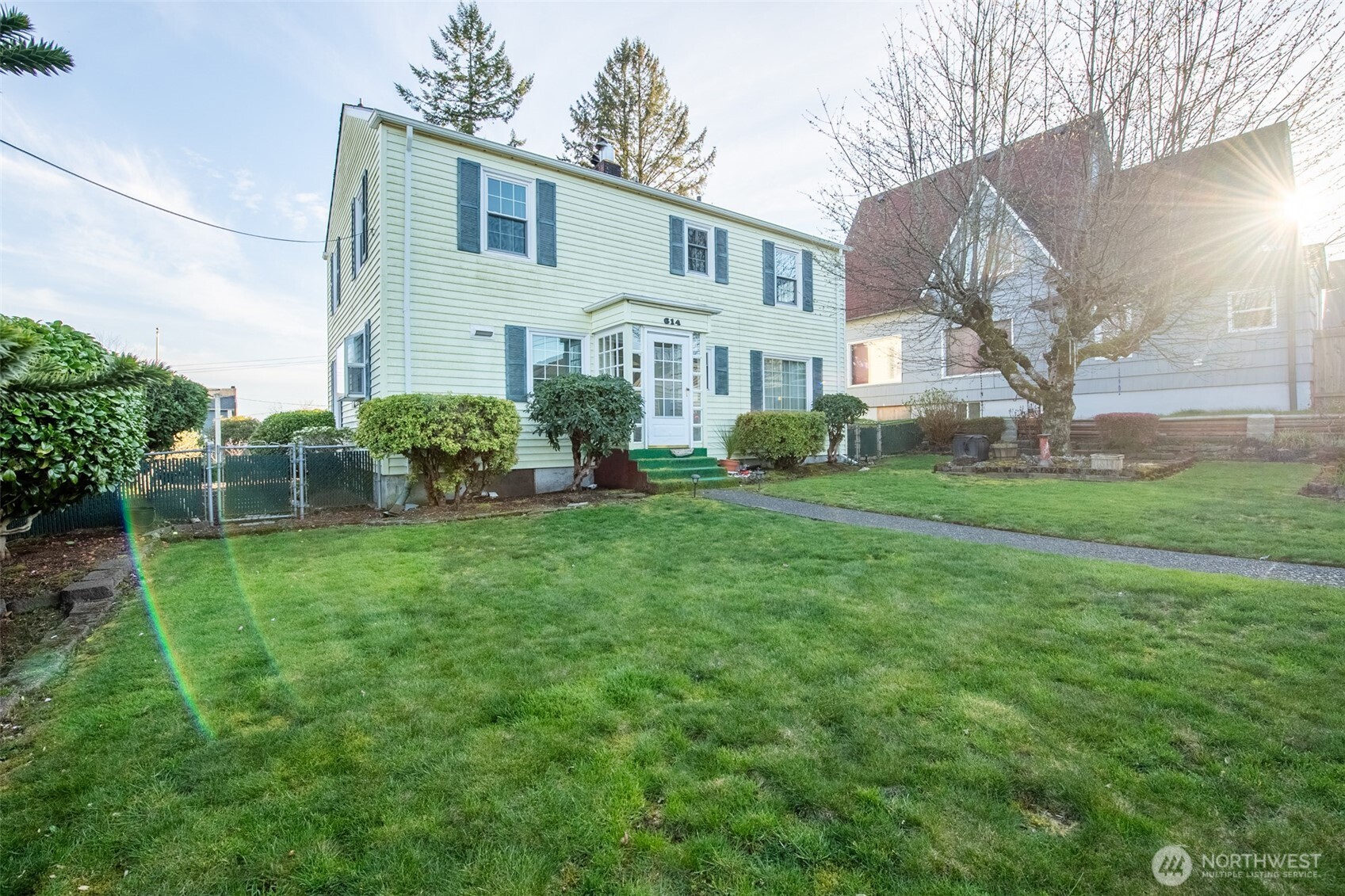 614 1st Avenue , Aberdeen, WA 98520