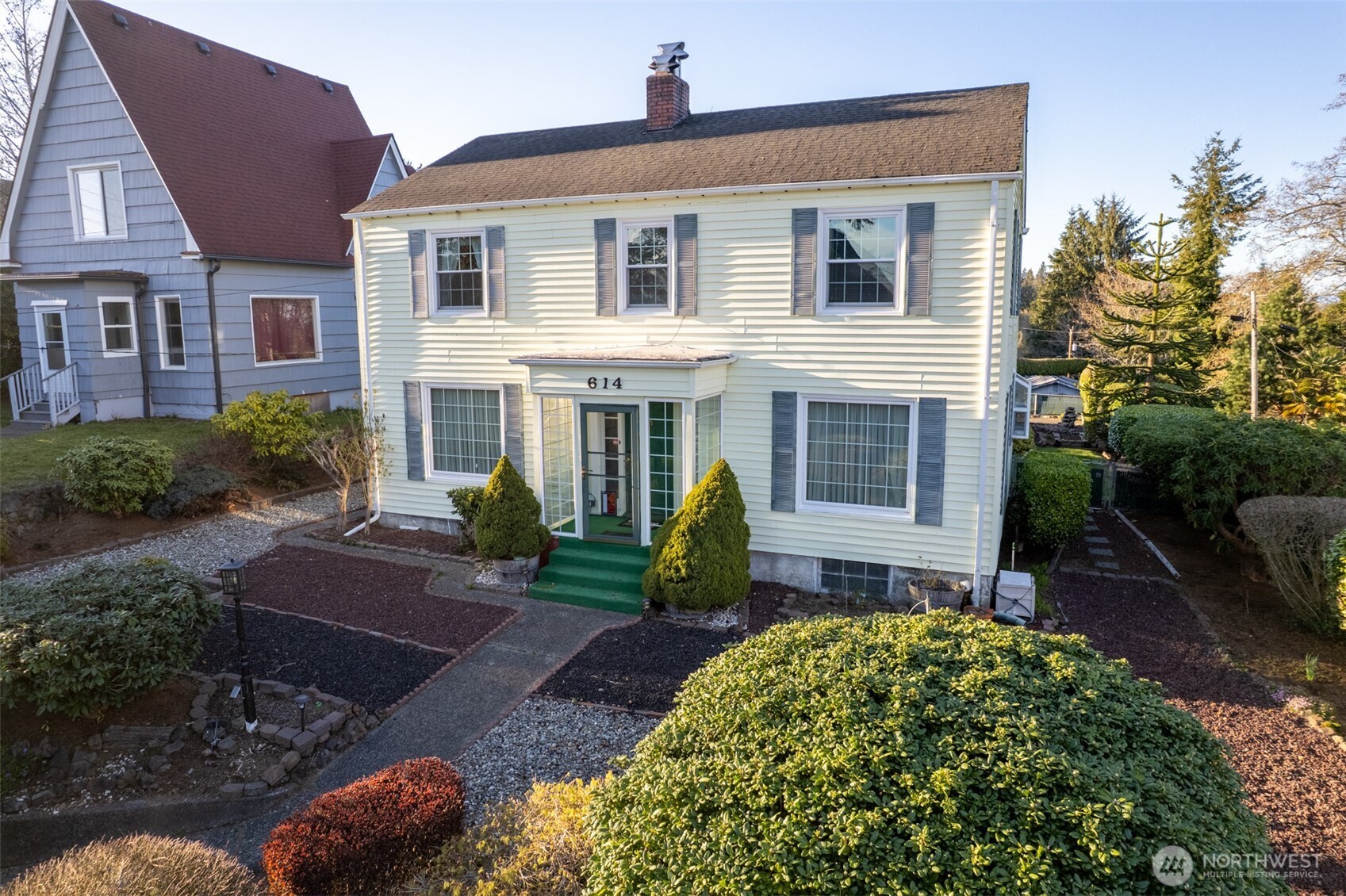 614 1st Avenue , Aberdeen, WA 98520