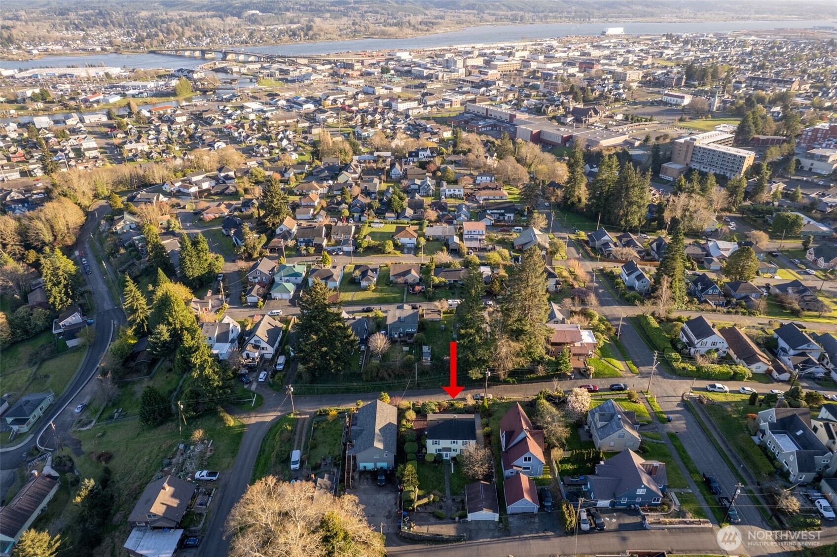 614 1st Avenue , Aberdeen, WA 98520