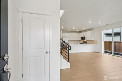 4610 87th Avenue NE #WM-26, Marysville, WA 98270 - Photo 2