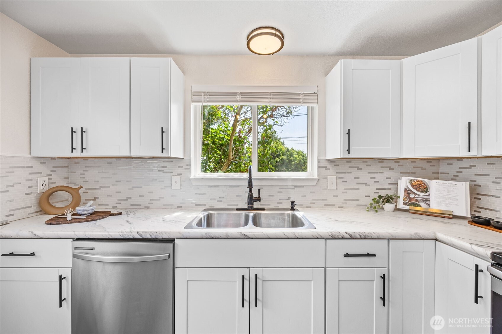 3341 S Alaska Street , Tacoma, WA 98418-1812