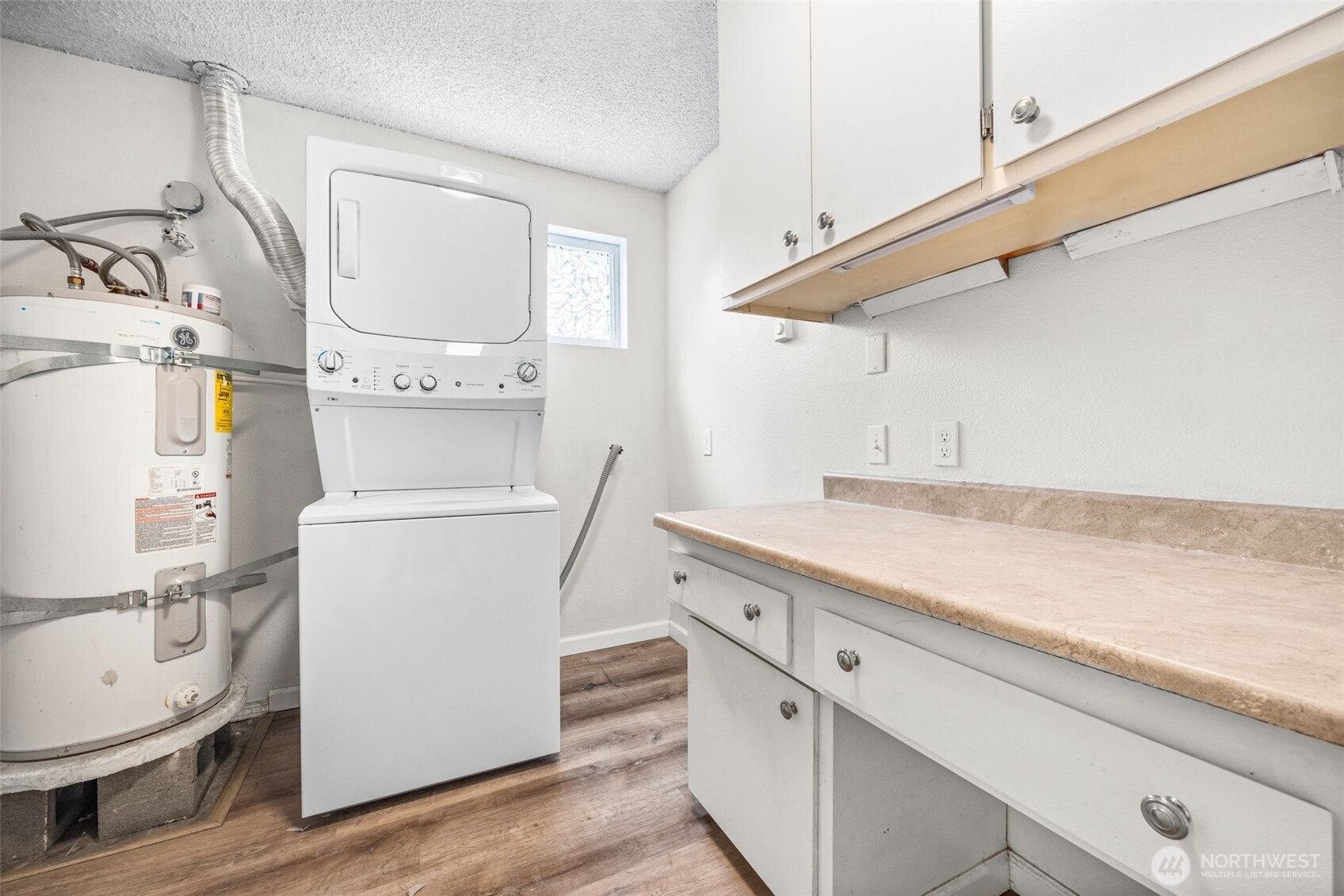 3341 S Alaska Street , Tacoma, WA 98418-1812