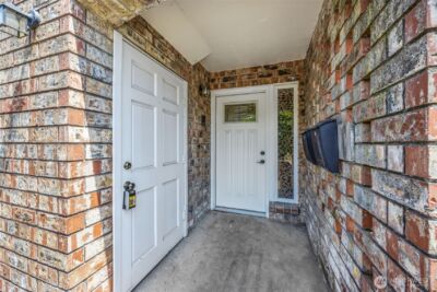 3341 S Alaska Street , Tacoma, WA 98418-1812 - Photo 5