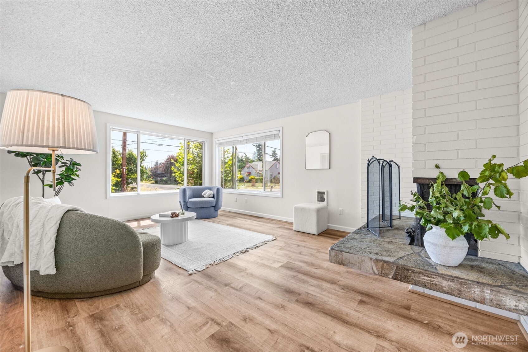 3341 S Alaska Street , Tacoma, WA 98418-1812