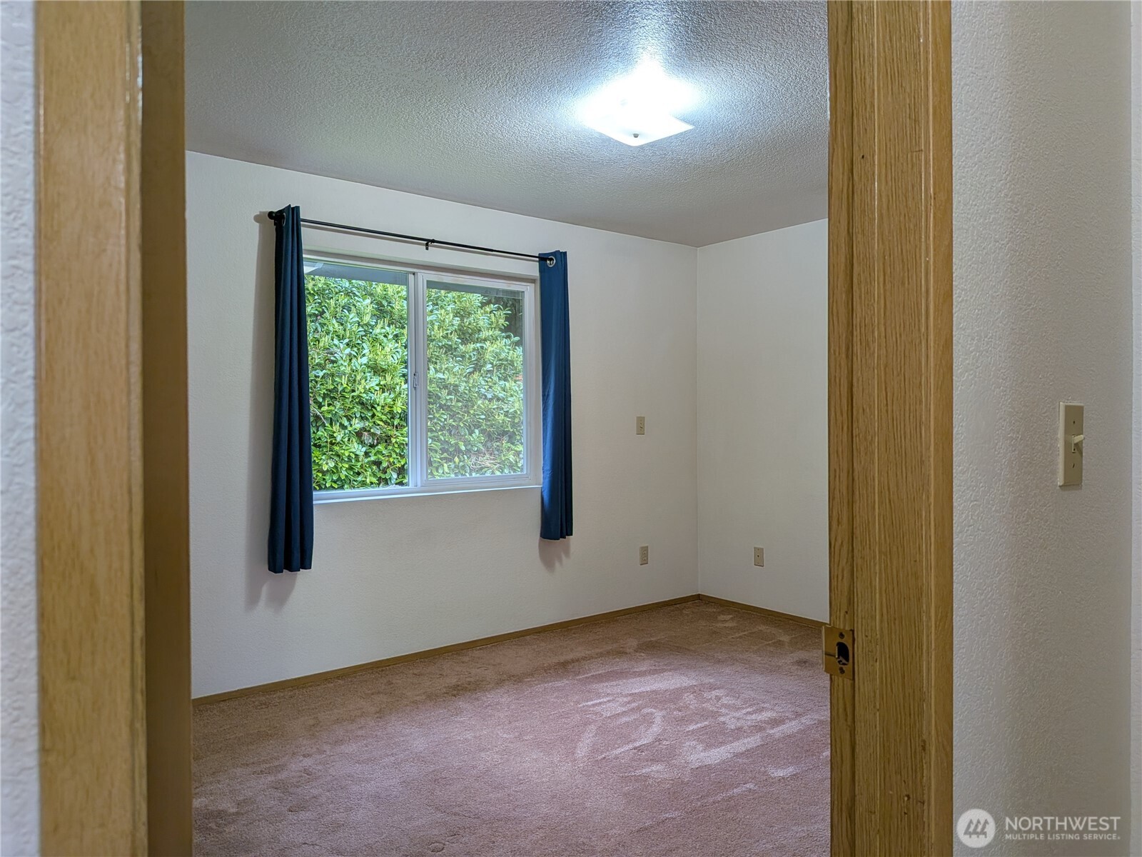 7537 NE Beachwood Avenue , Poulsbo, WA 98370