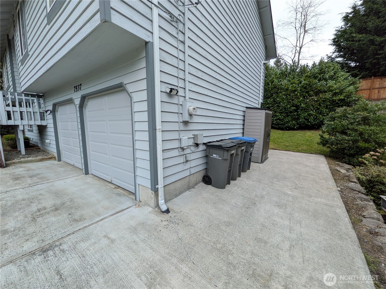 7537 NE Beachwood Avenue , Poulsbo, WA 98370