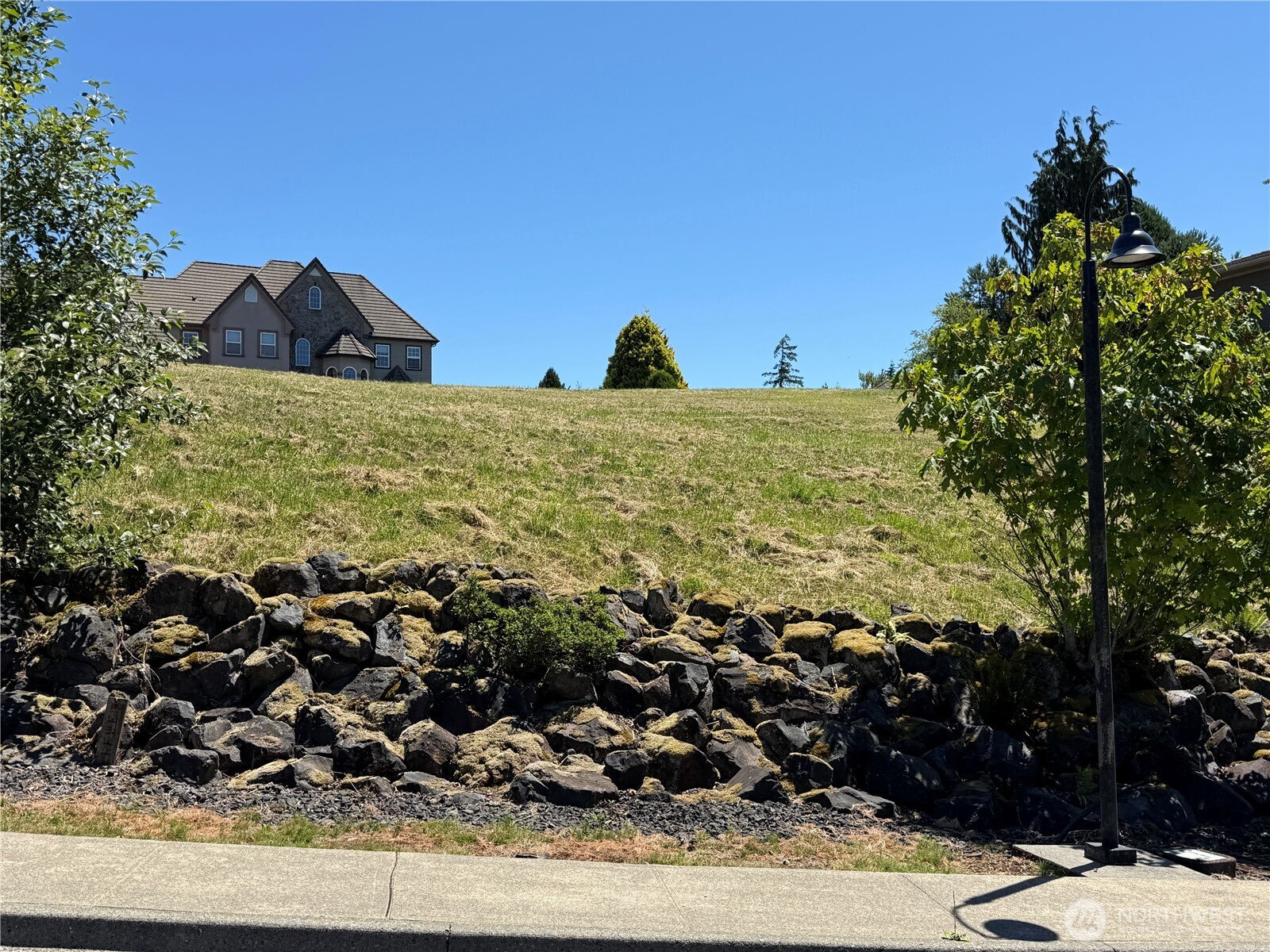 1 Center Court , Longview, WA 98632