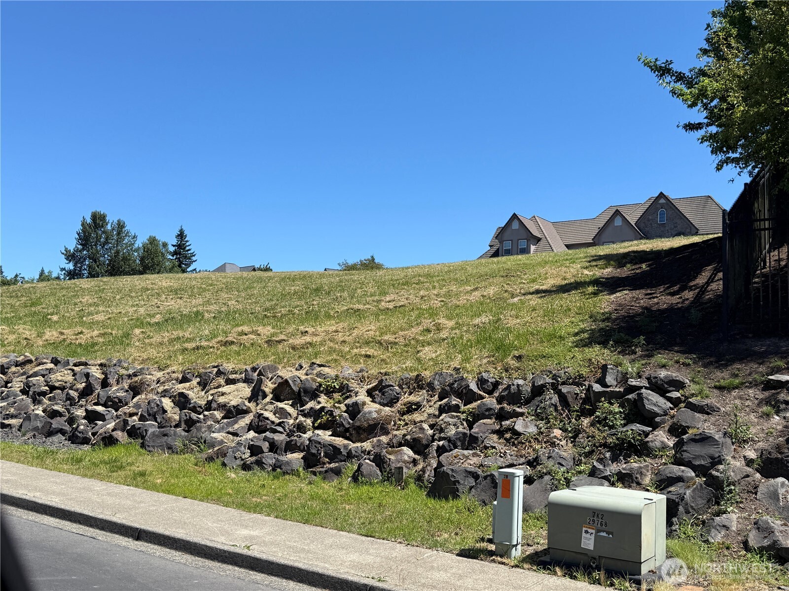 1 Center Court , Longview, WA 98632