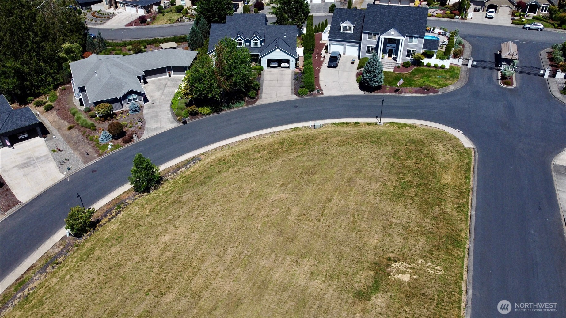 1 Center Court , Longview, WA 98632