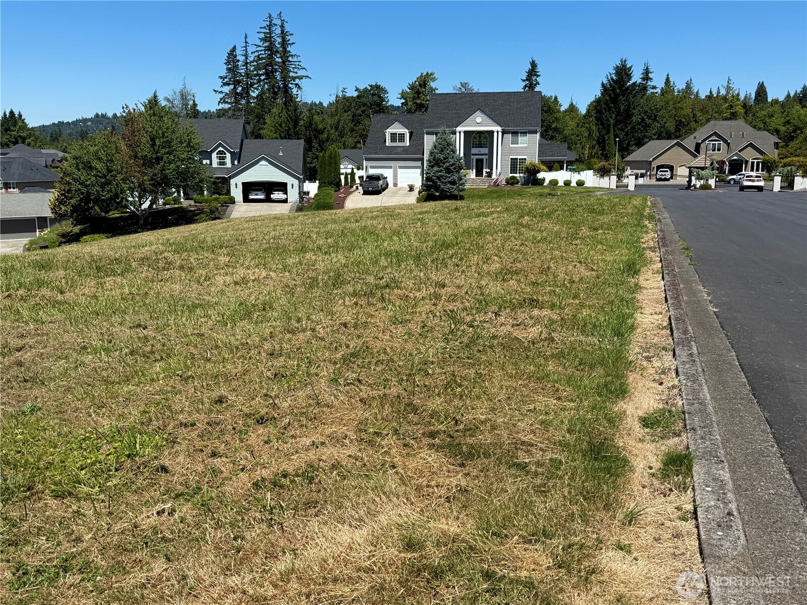 1 Center Court , Longview, WA 98632