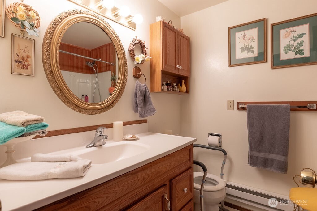 371 Flora Place , Forks, WA 98331