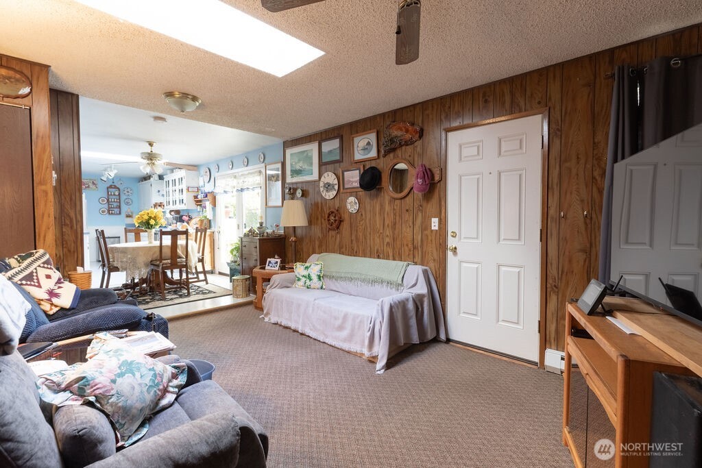 371 Flora Place , Forks, WA 98331