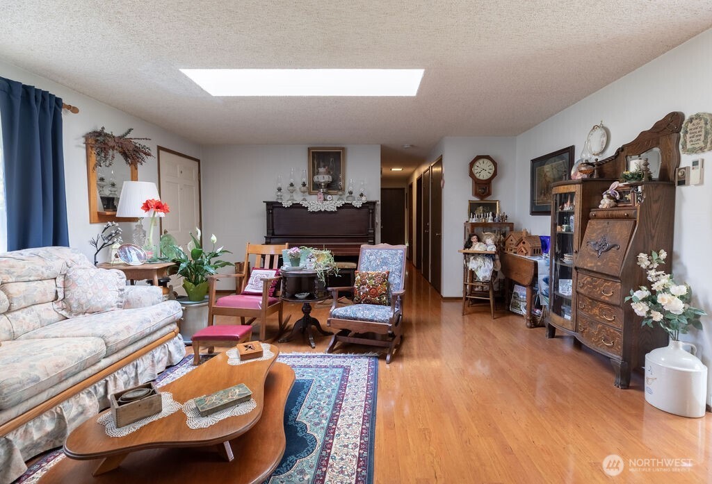 371 Flora Place , Forks, WA 98331