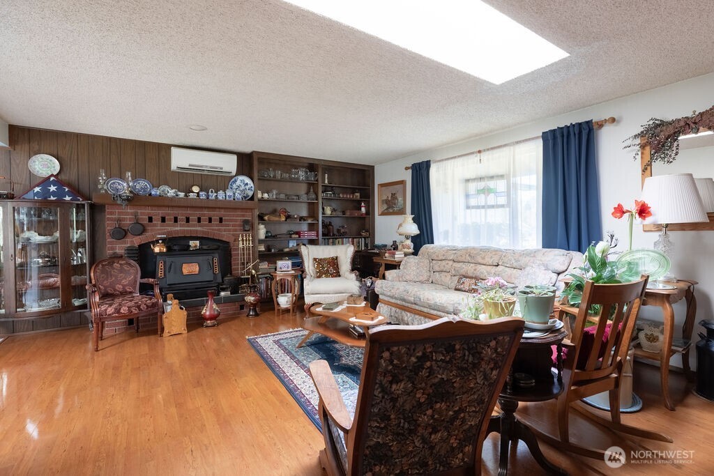 371 Flora Place , Forks, WA 98331