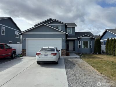 1450 Denny Place , Rock Island, WA 98850 - Photo 2