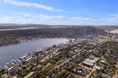 559 McGraw Street #402, Seattle, WA 98109 - Photo 38