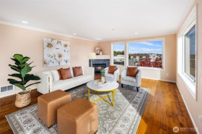 559 McGraw Street #402, Seattle, WA 98109 - Photo 5