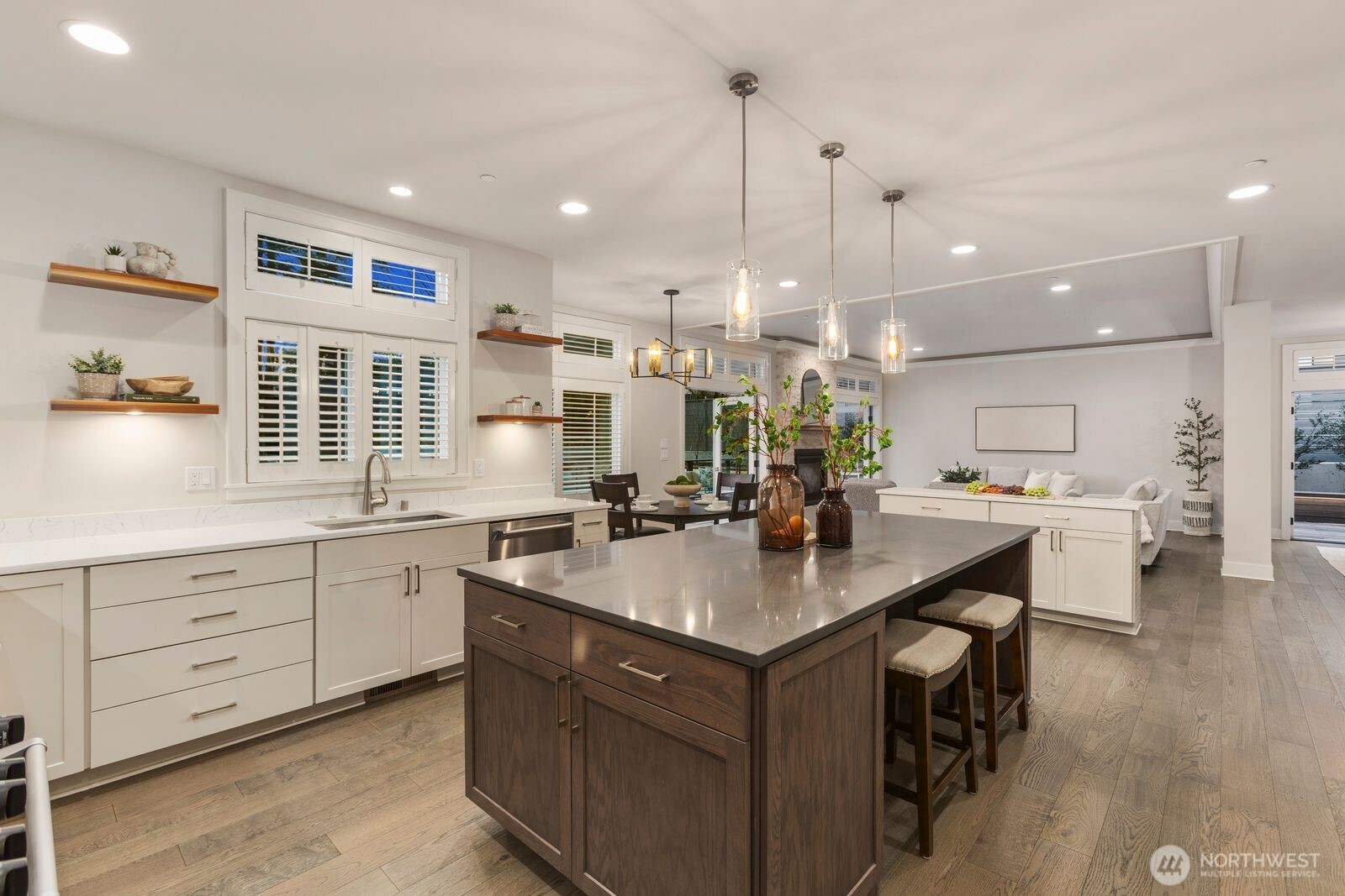 10833 104th Avenue NE, Kirkland, WA 98033