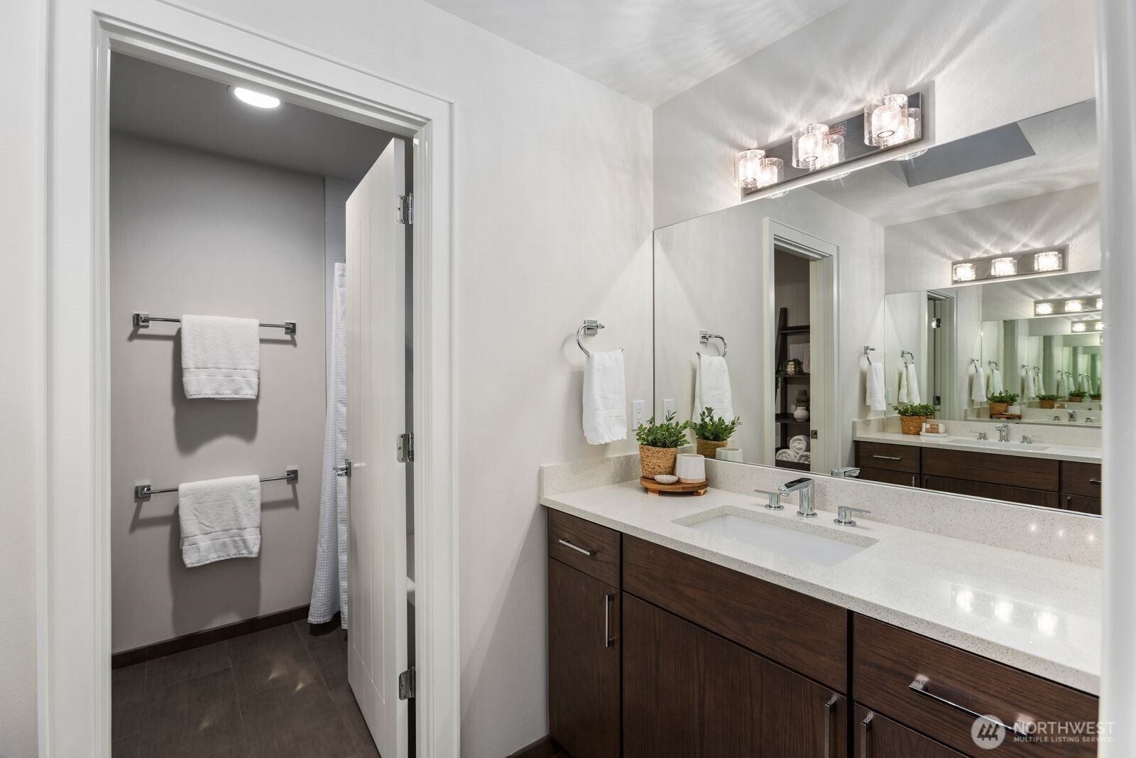 10833 104th Avenue NE, Kirkland, WA 98033