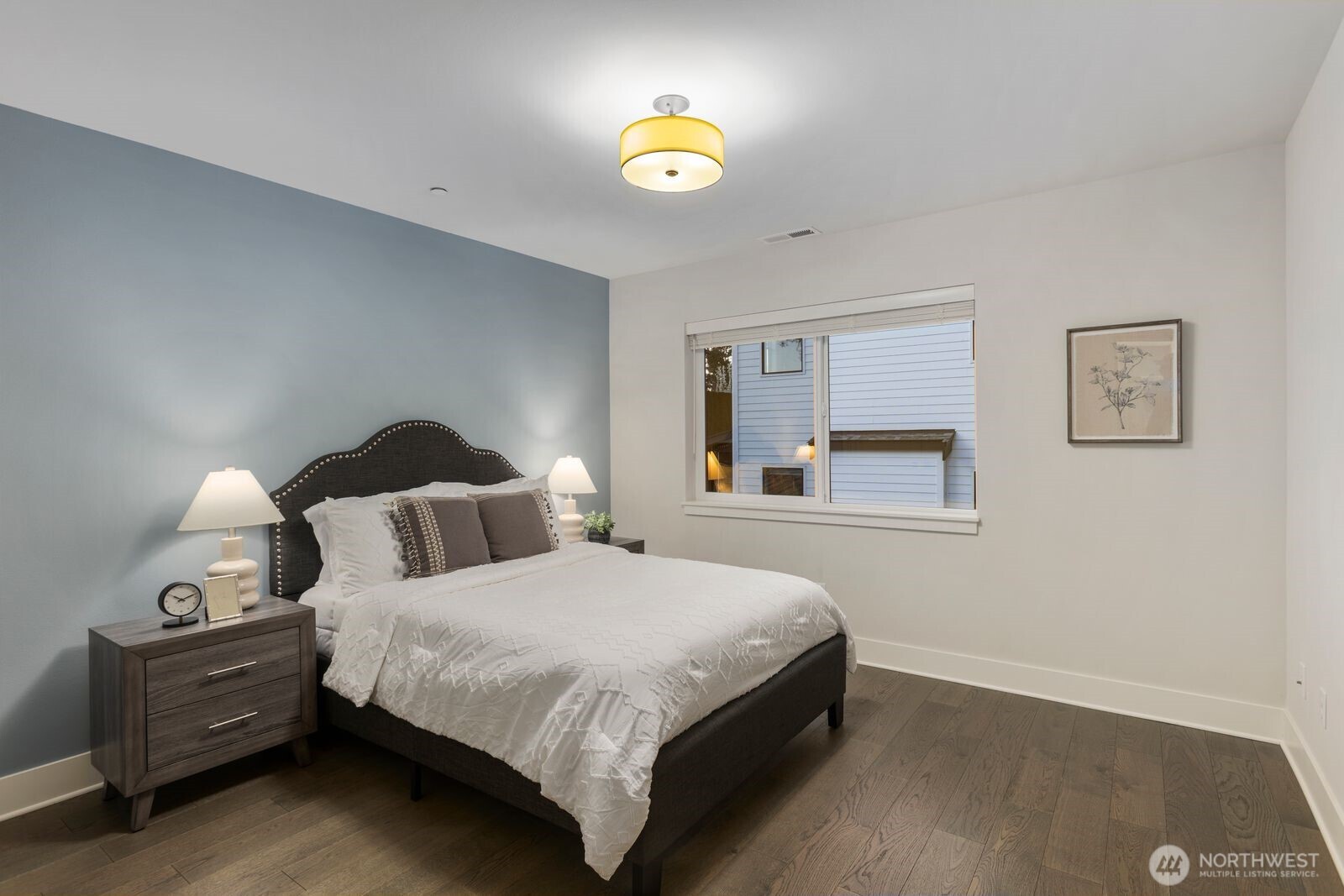 10833 104th Avenue NE, Kirkland, WA 98033