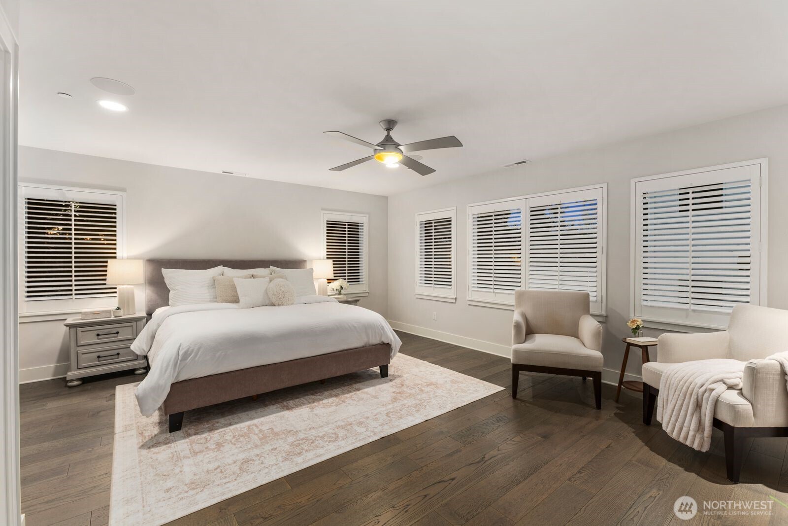 10833 104th Avenue NE, Kirkland, WA 98033