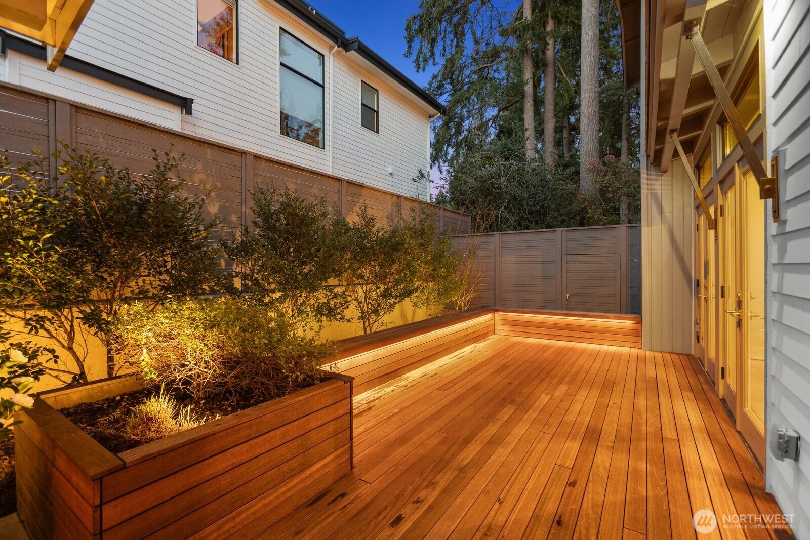 10833 104th Avenue NE, Kirkland, WA 98033