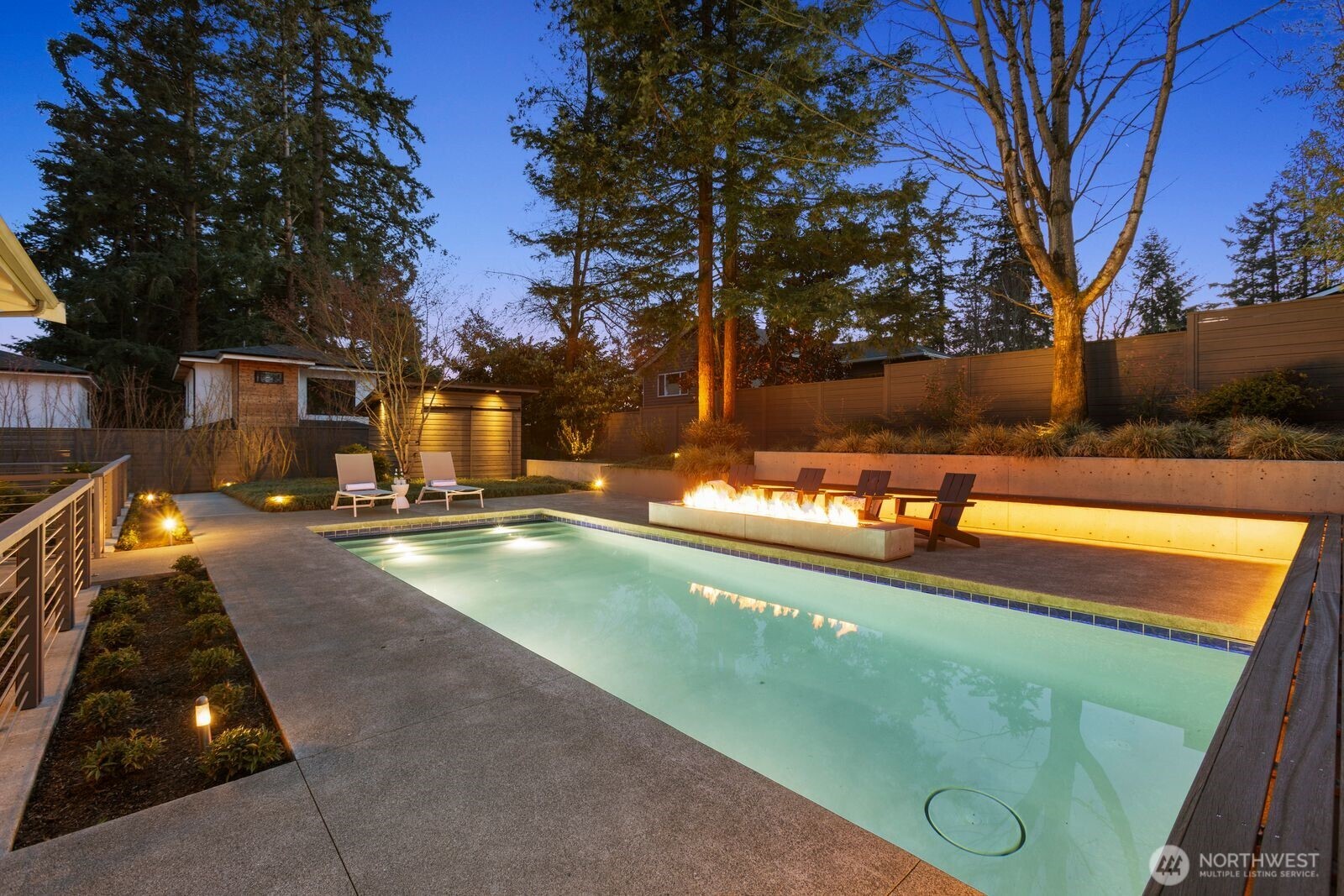 10833 104th Avenue NE, Kirkland, WA 98033