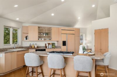 936 170th Place SE, Bellevue, WA 98008 - Photo 14