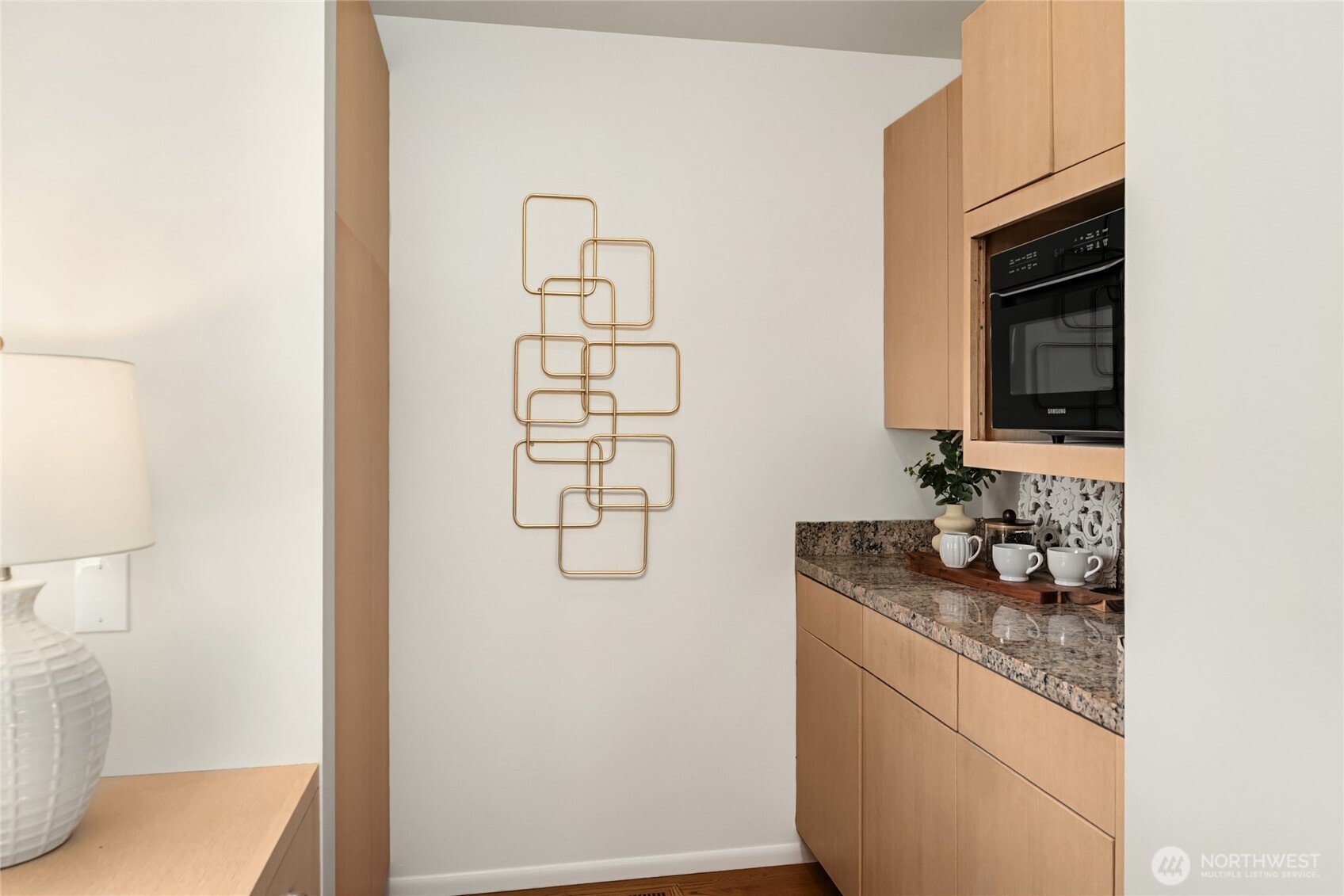 936 170th Place SE, Bellevue, WA 98008