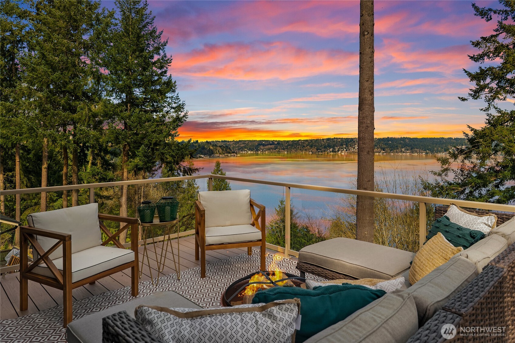 936 170th Place SE, Bellevue, WA 98008