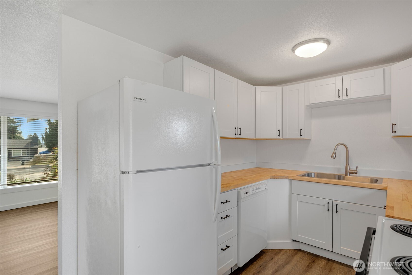 3300 NE 7th Place , Renton, WA 98056