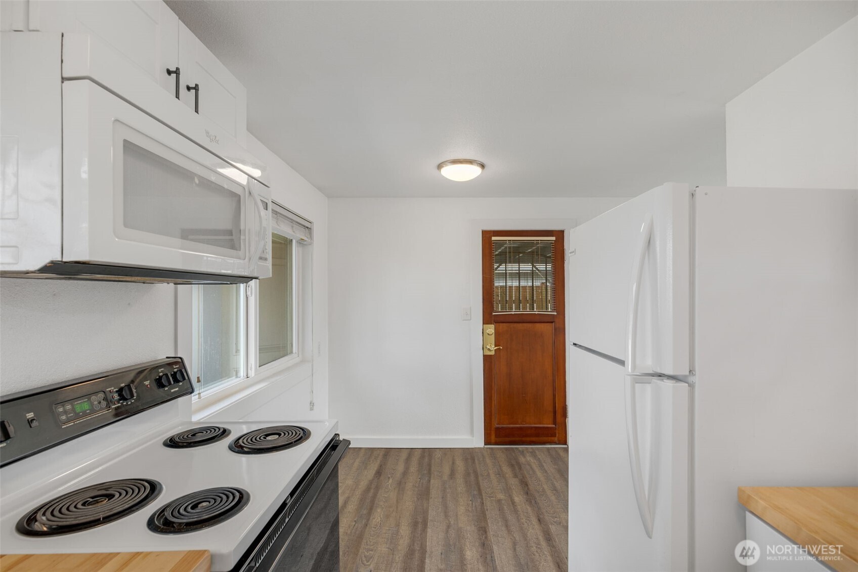 3300 NE 7th Place , Renton, WA 98056