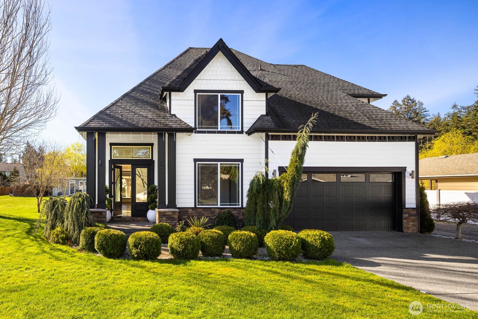 17210 36th Ave E , Tacoma, WA 98446