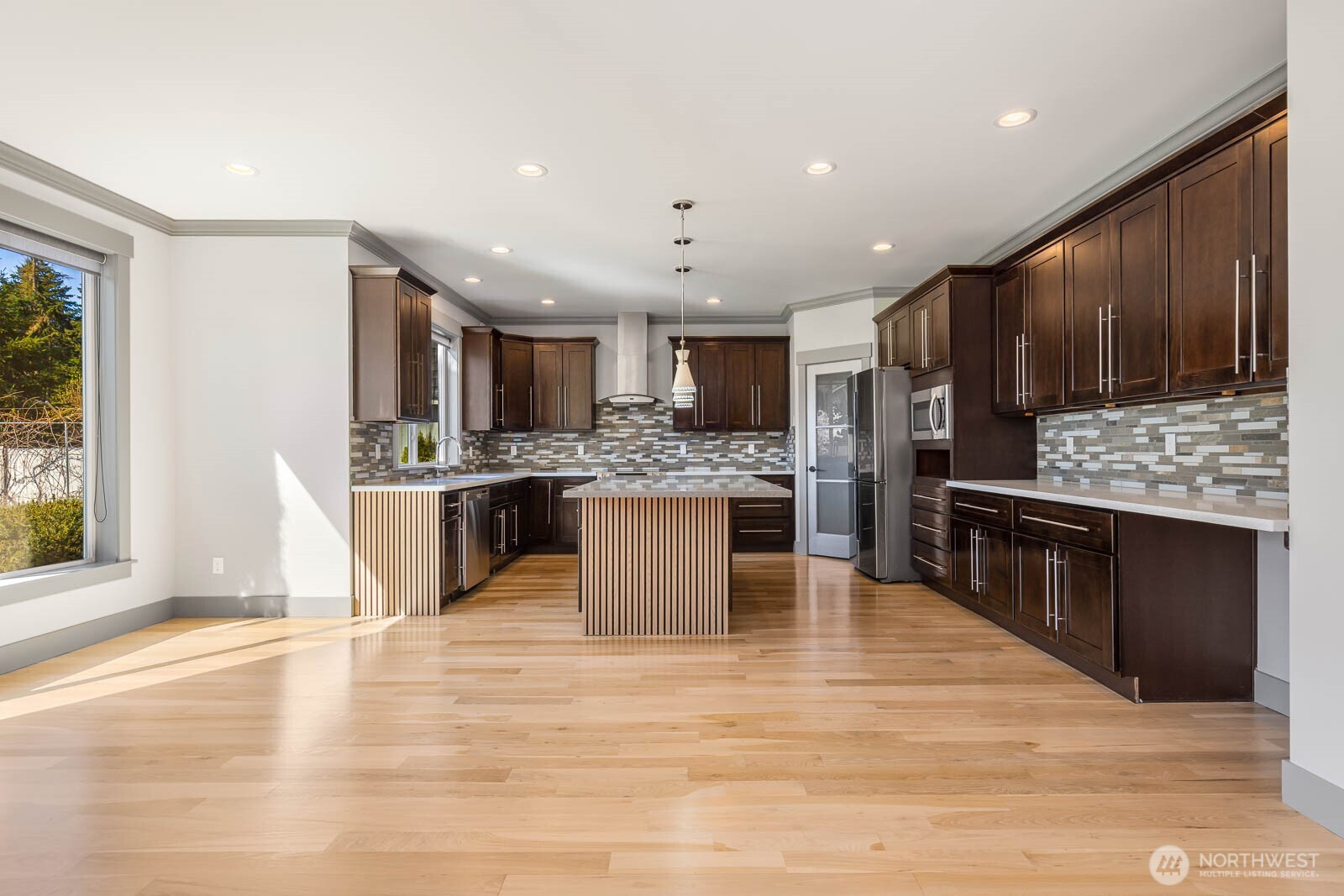 17210 36th Ave E , Tacoma, WA 98446