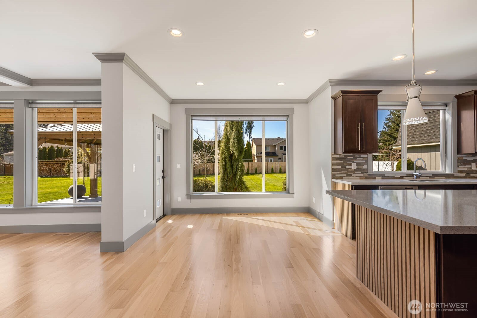 17210 36th Ave E , Tacoma, WA 98446