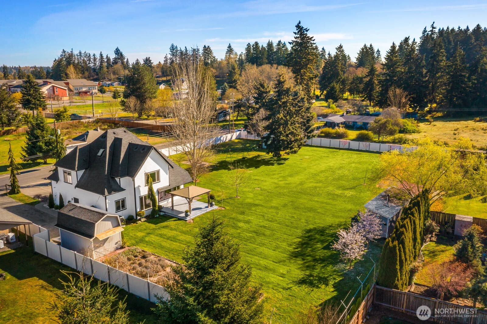 17210 36th Ave E , Tacoma, WA 98446