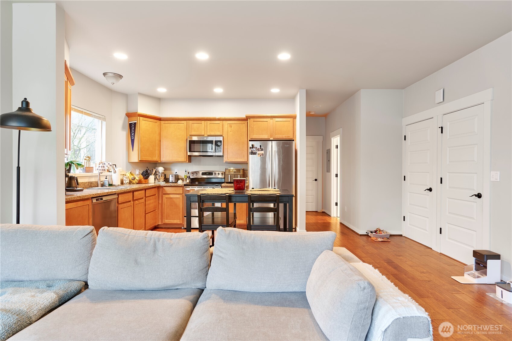 554 Prospect Street , Seattle, WA 98109