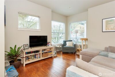 554 Prospect Street , Seattle, WA 98109 - Photo 17