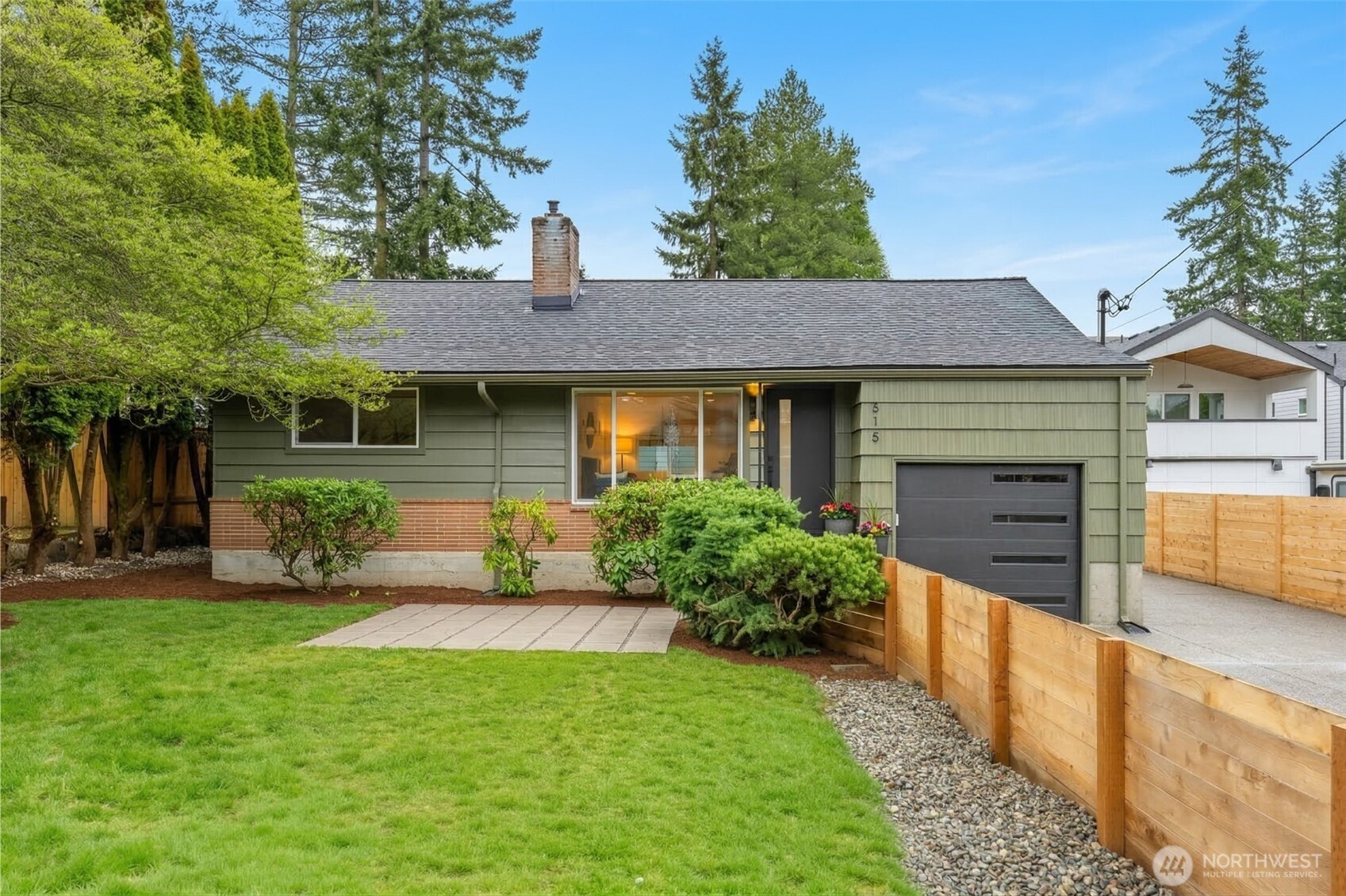 515 NE 123rd Street , Seattle, WA 98125