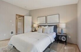 12323 NE 97th Street #Q, Kirkland, WA 98033 - Photo 13