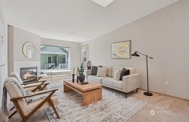 12323 NE 97th Street #Q, Kirkland, WA 98033