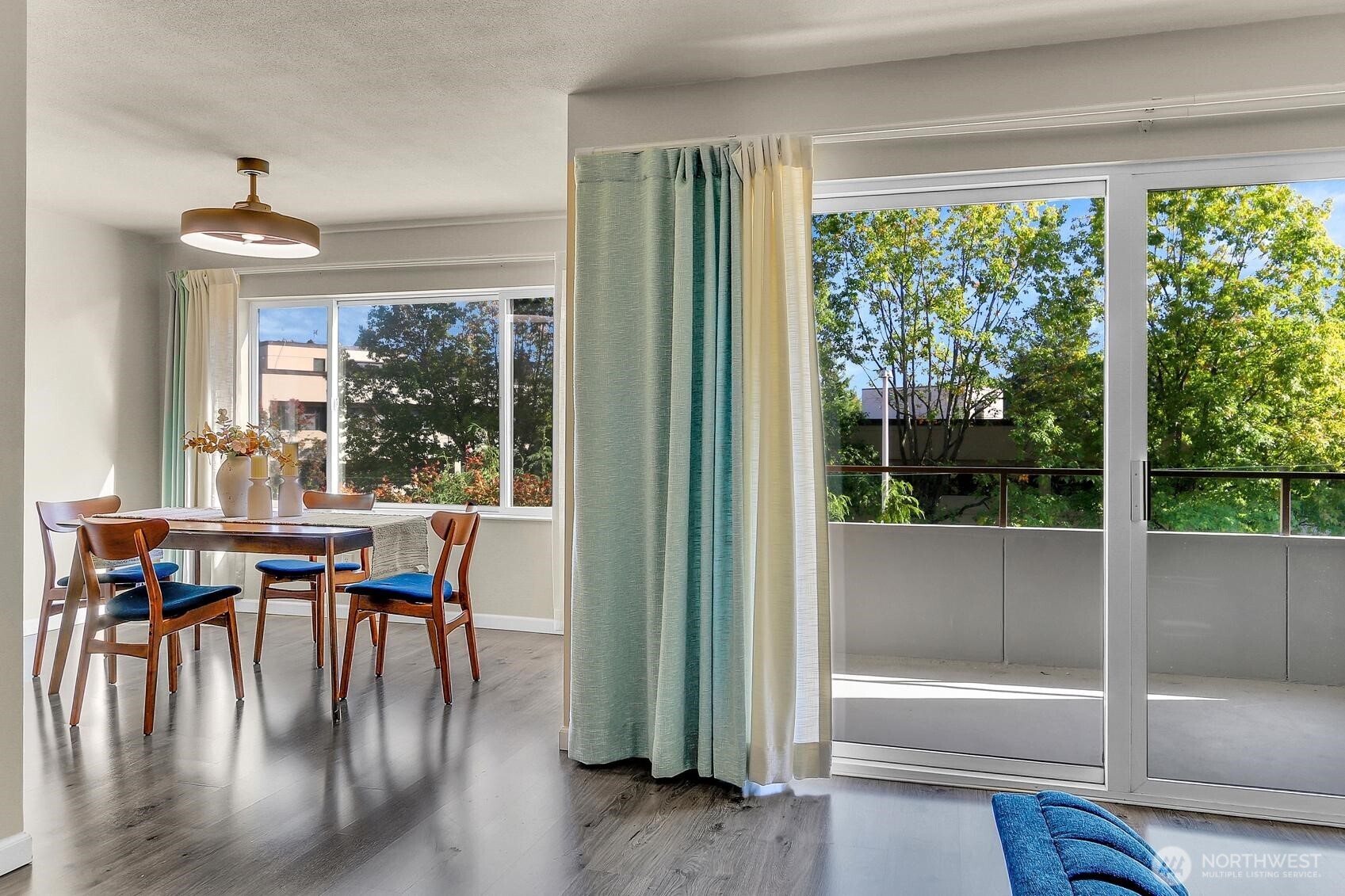 4545 Sand Point Way NE #304, Seattle, WA 98105