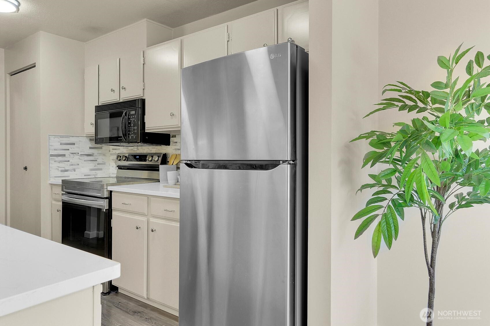 4545 Sand Point Way NE #304, Seattle, WA 98105