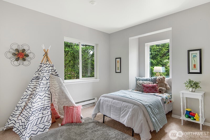 9403 176 Place NE #3, Redmond, WA 98052