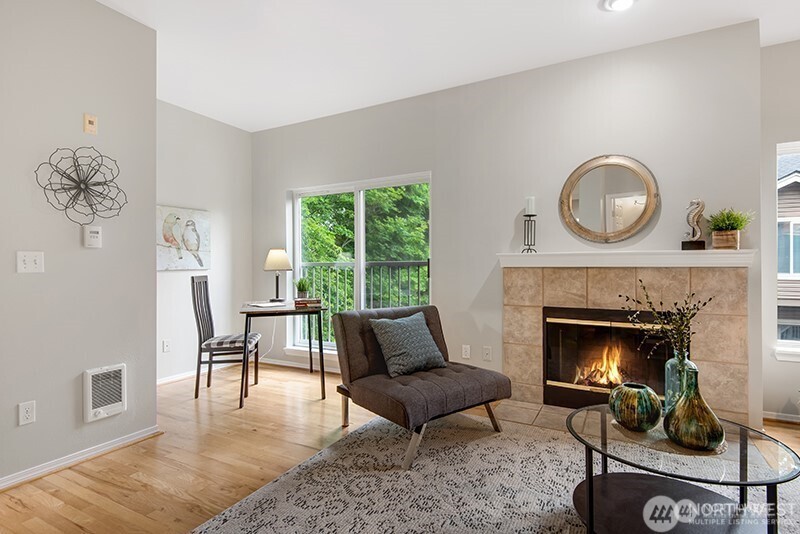 9403 176 Place NE #3, Redmond, WA 98052